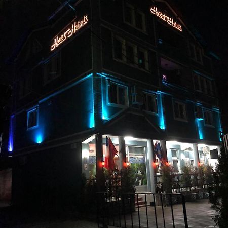 Hotel Heimli Приштина Экстерьер фото